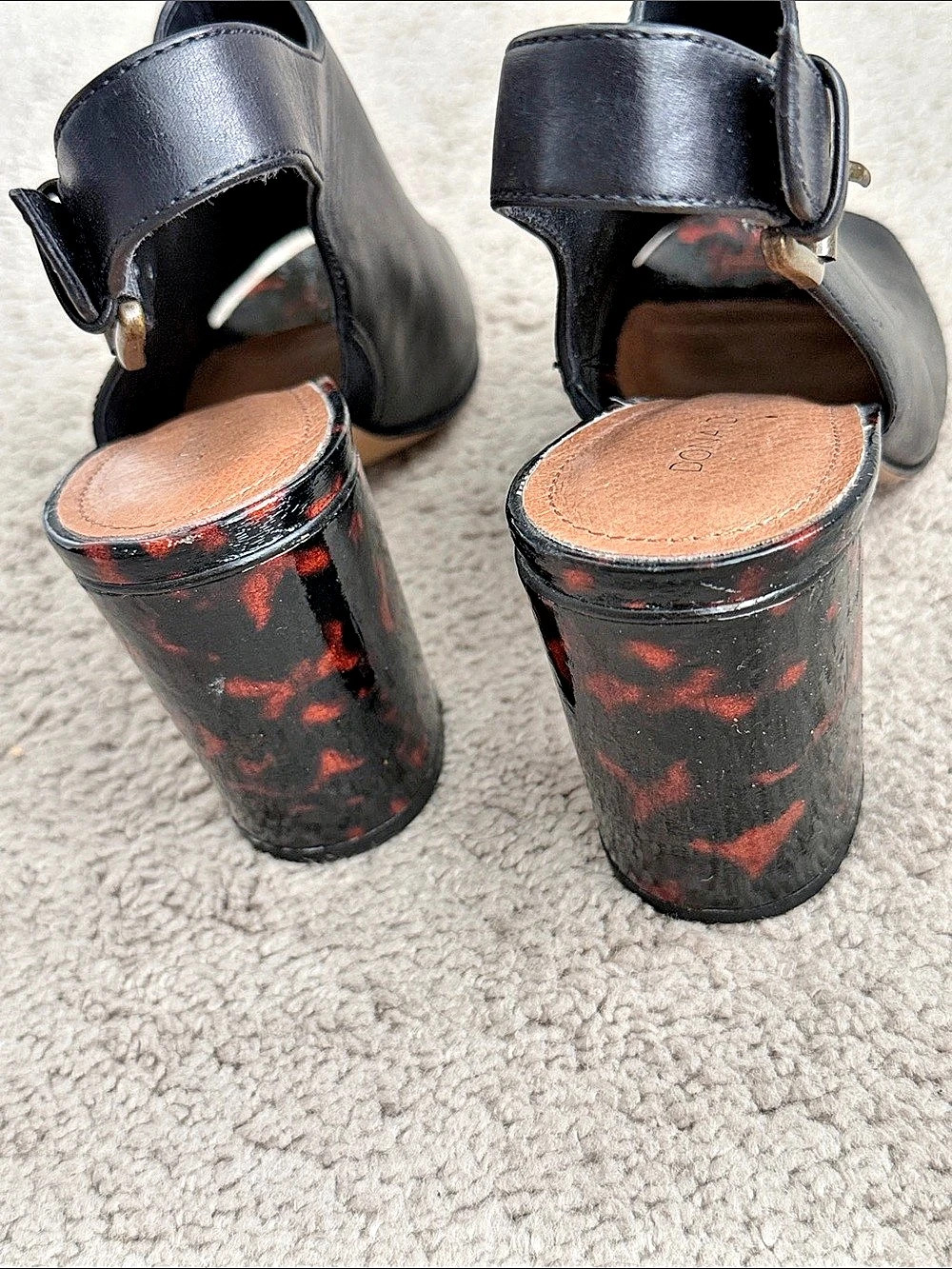 Donald J Pliner Black & Red Heels US 6M - Picture 4 of 8